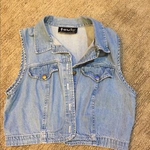 Jean Vest